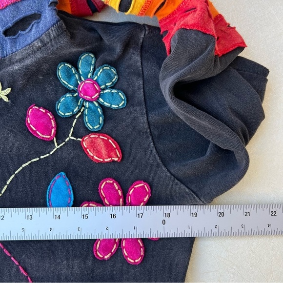 Vintage Rising International Hoodie
Rainbow Floral Patchwork Women Size … - Picture 5 of 9